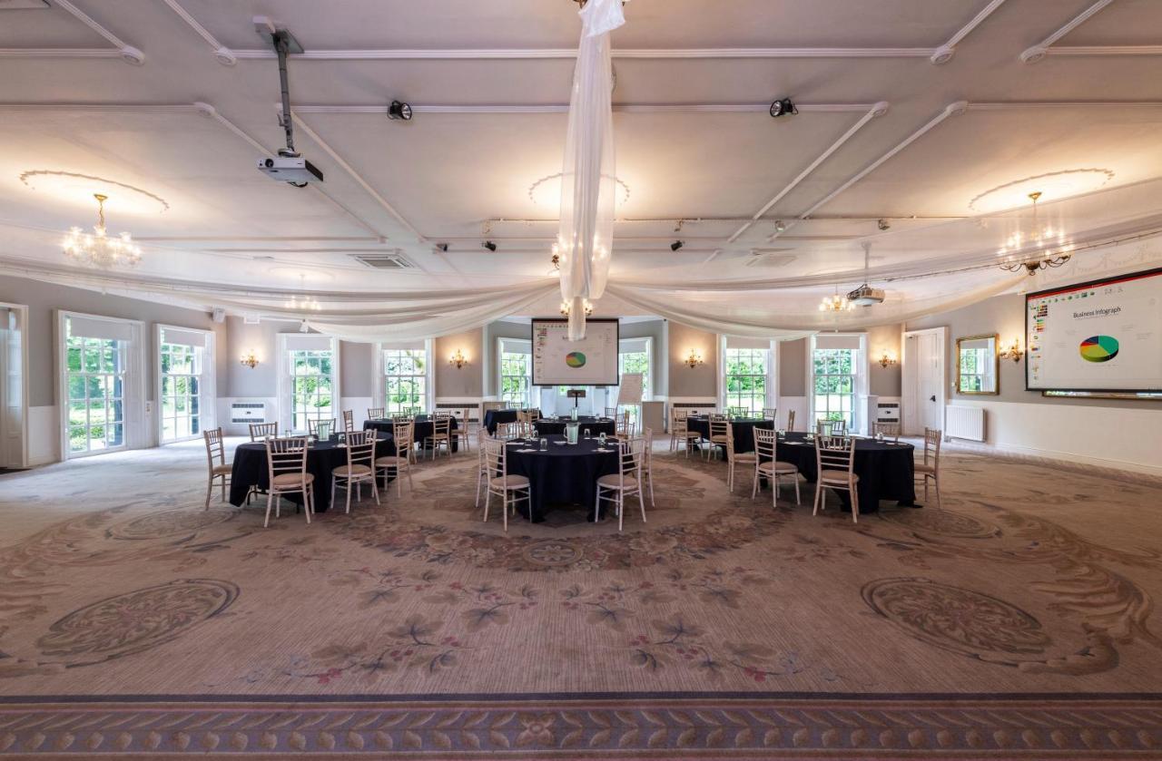 Statham Lodge Hotel Warrington Esterno foto