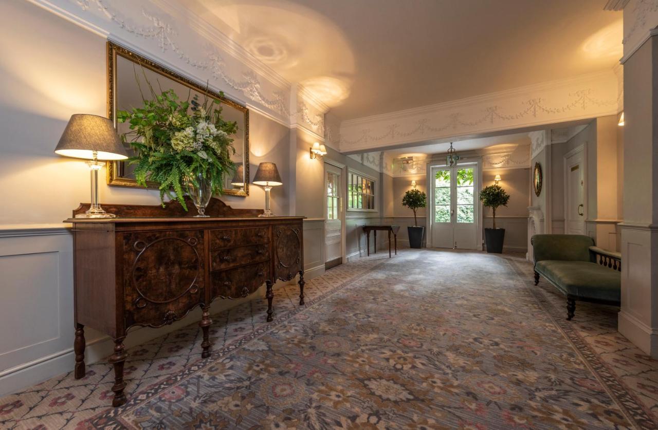 Statham Lodge Hotel Warrington Esterno foto