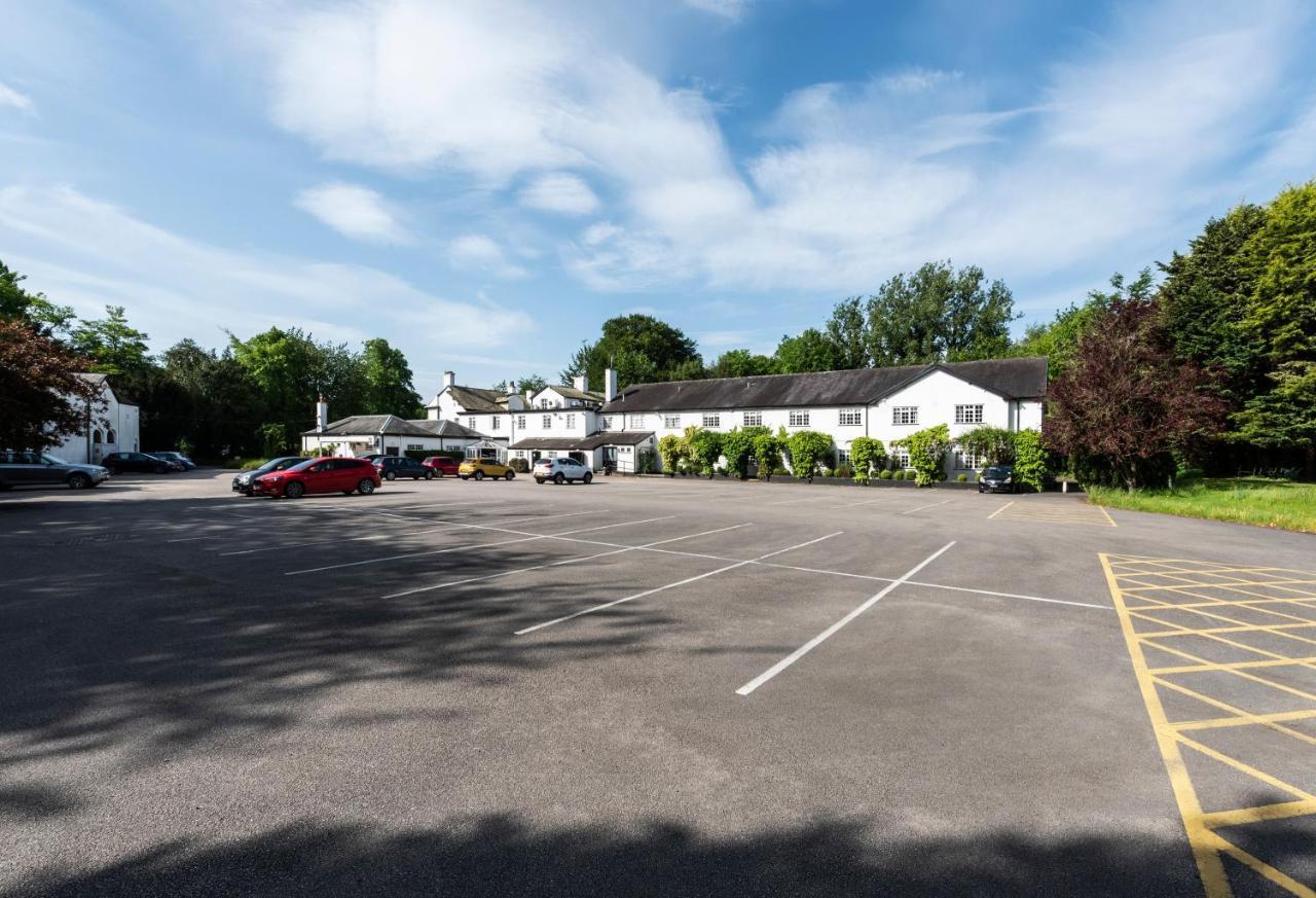 Statham Lodge Hotel Warrington Esterno foto